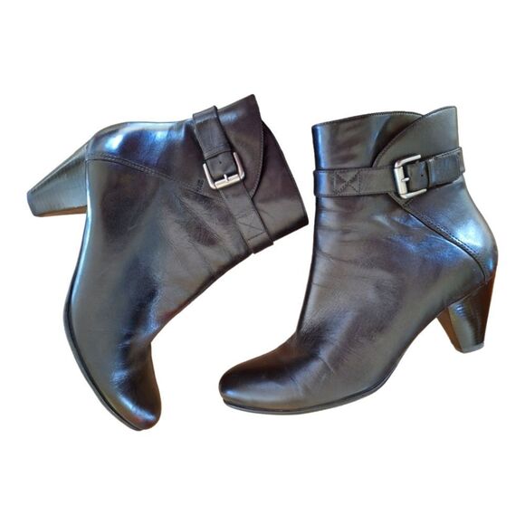 Ecco Hope Leather Buckle Zippered Heeled Bootie Black 8.5 EU 39 Ankle Boots - Picture 1 of 16